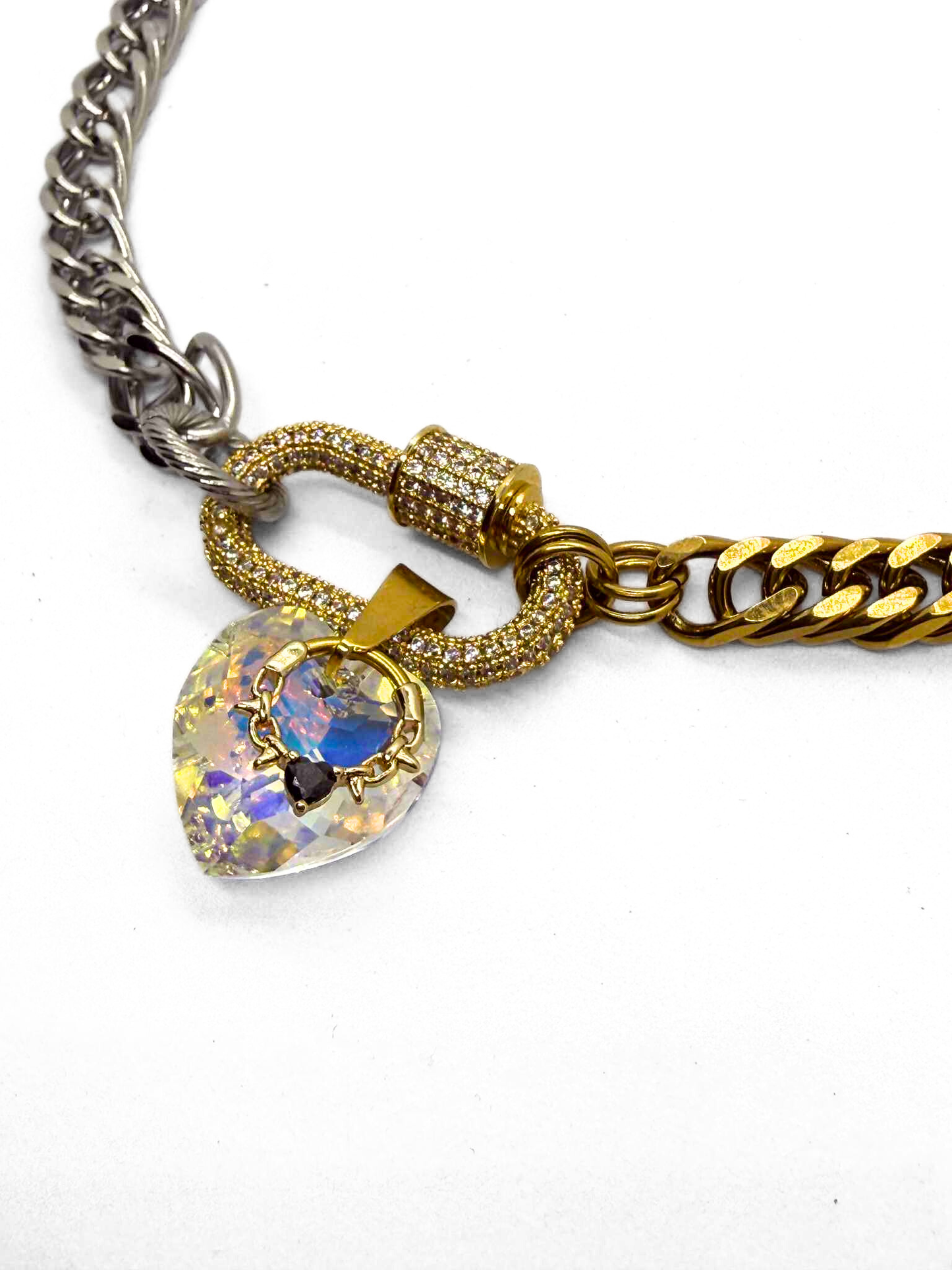 Collier Harper*6