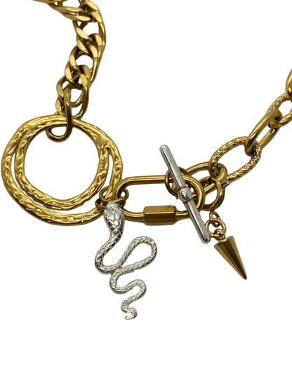 Collier Patti * 1